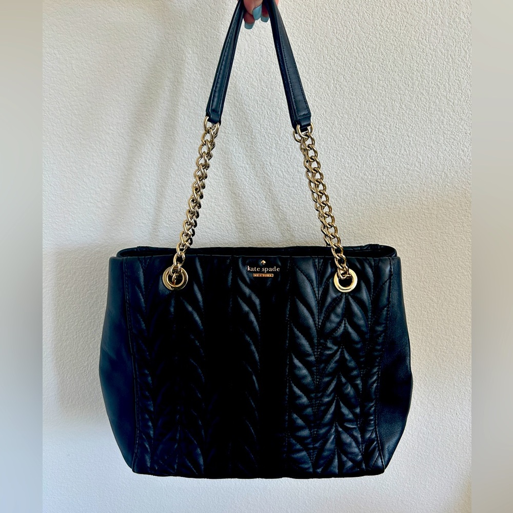 ❤️KATE SPADE❤️LEATHER HANDBAG WITH GOLD HARDWARE!